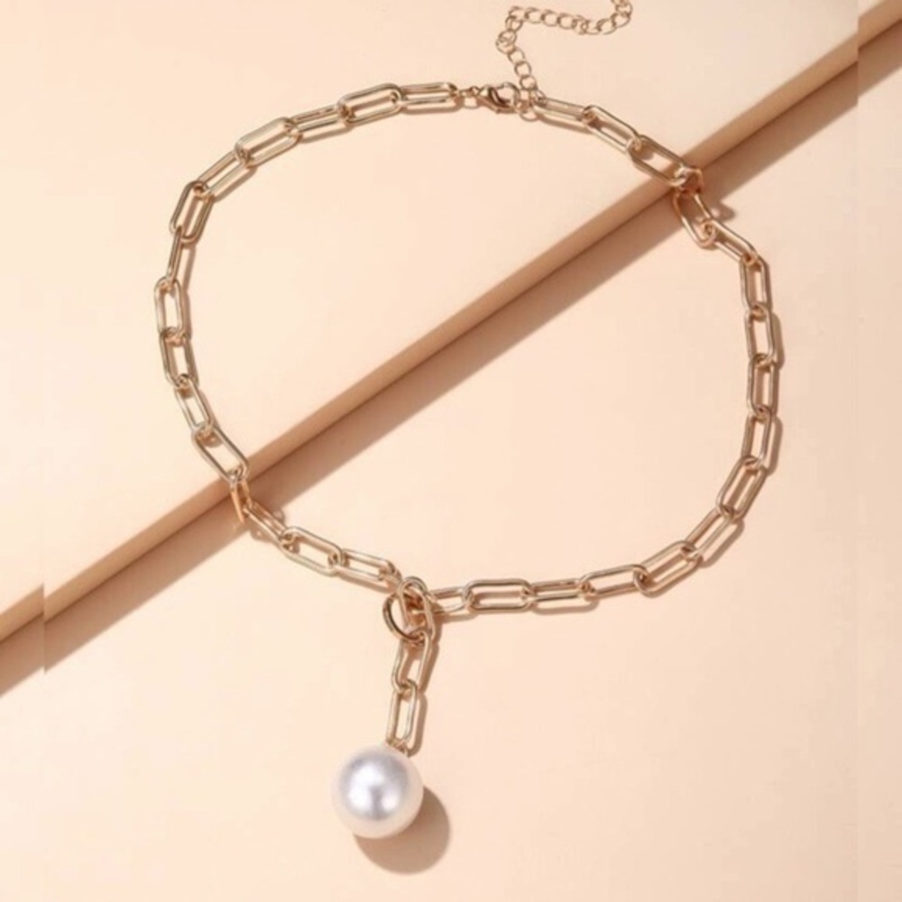 3/$30 💛 Faux Pearl Chain Necklaces